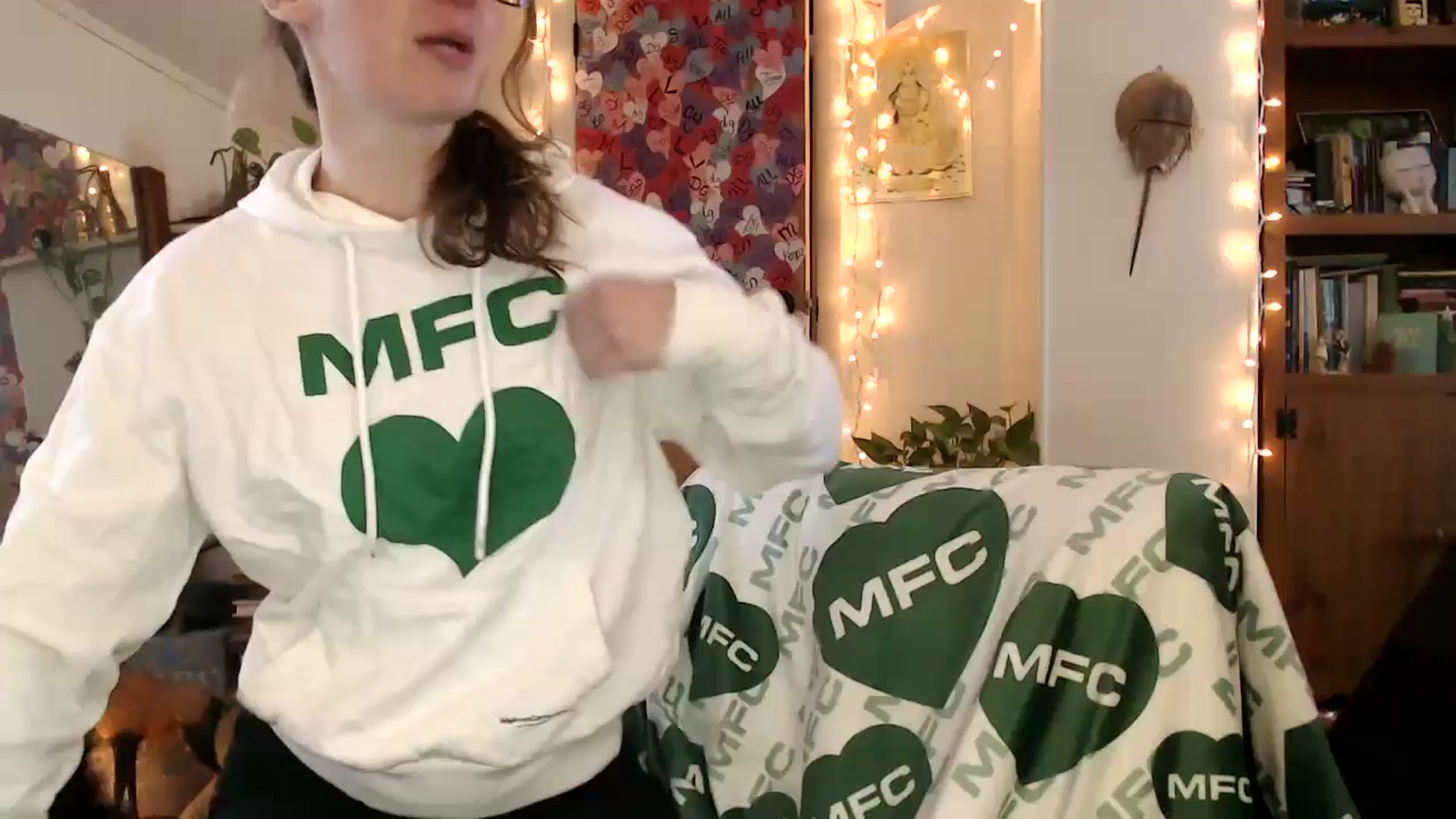 Gallery image thumbnail from WildflowerEm's myfreecams stream on, 03/05/2026, 18:51 image 1 of 20