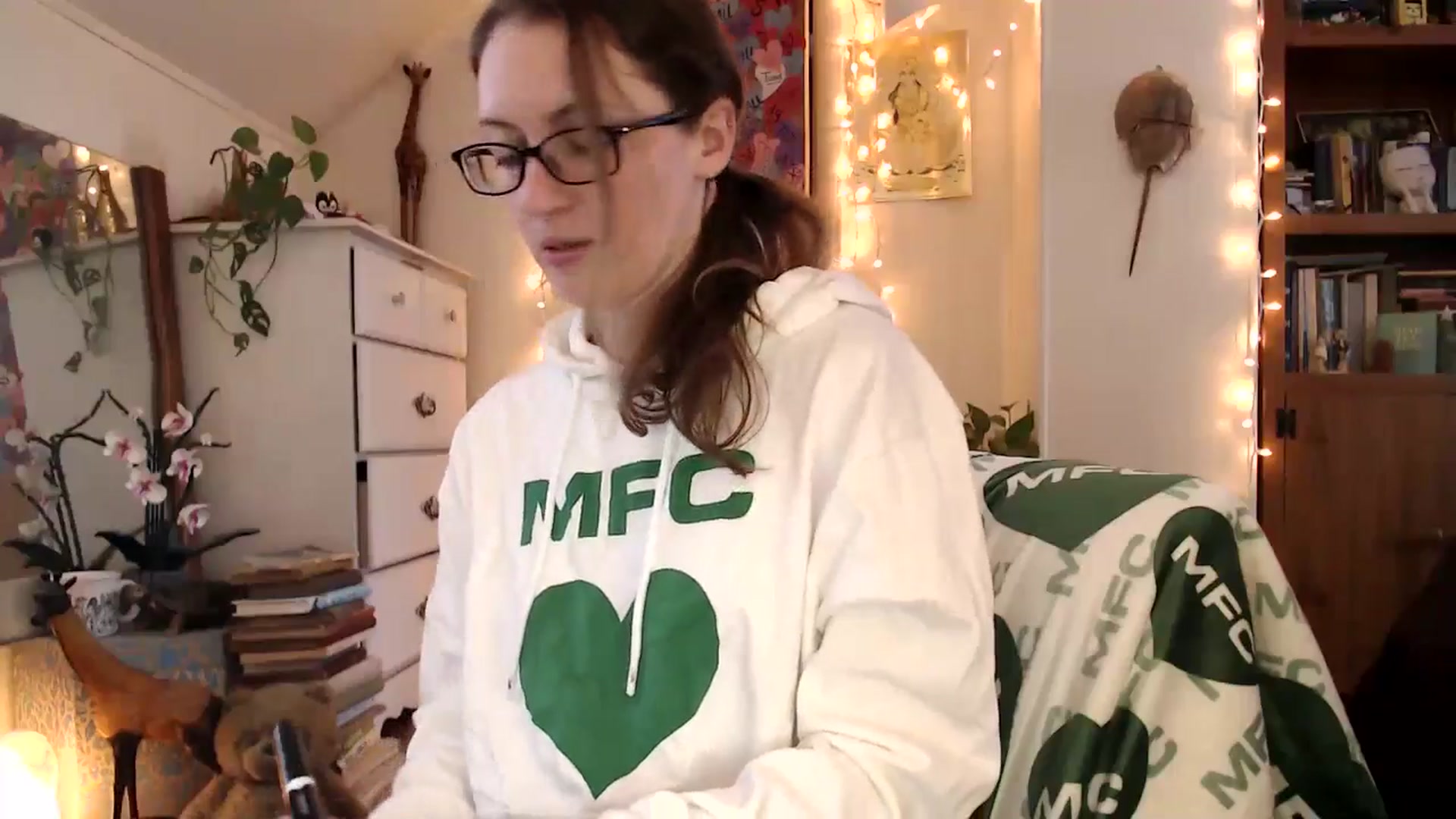 Gallery image thumbnail from WildflowerEm's myfreecams stream on, 03/05/2026, 18:51 image 8 of 20