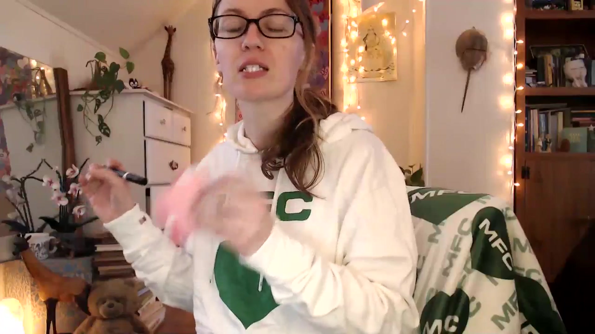 Gallery image thumbnail from WildflowerEm's myfreecams stream on, 03/05/2026, 18:51 image 7 of 20