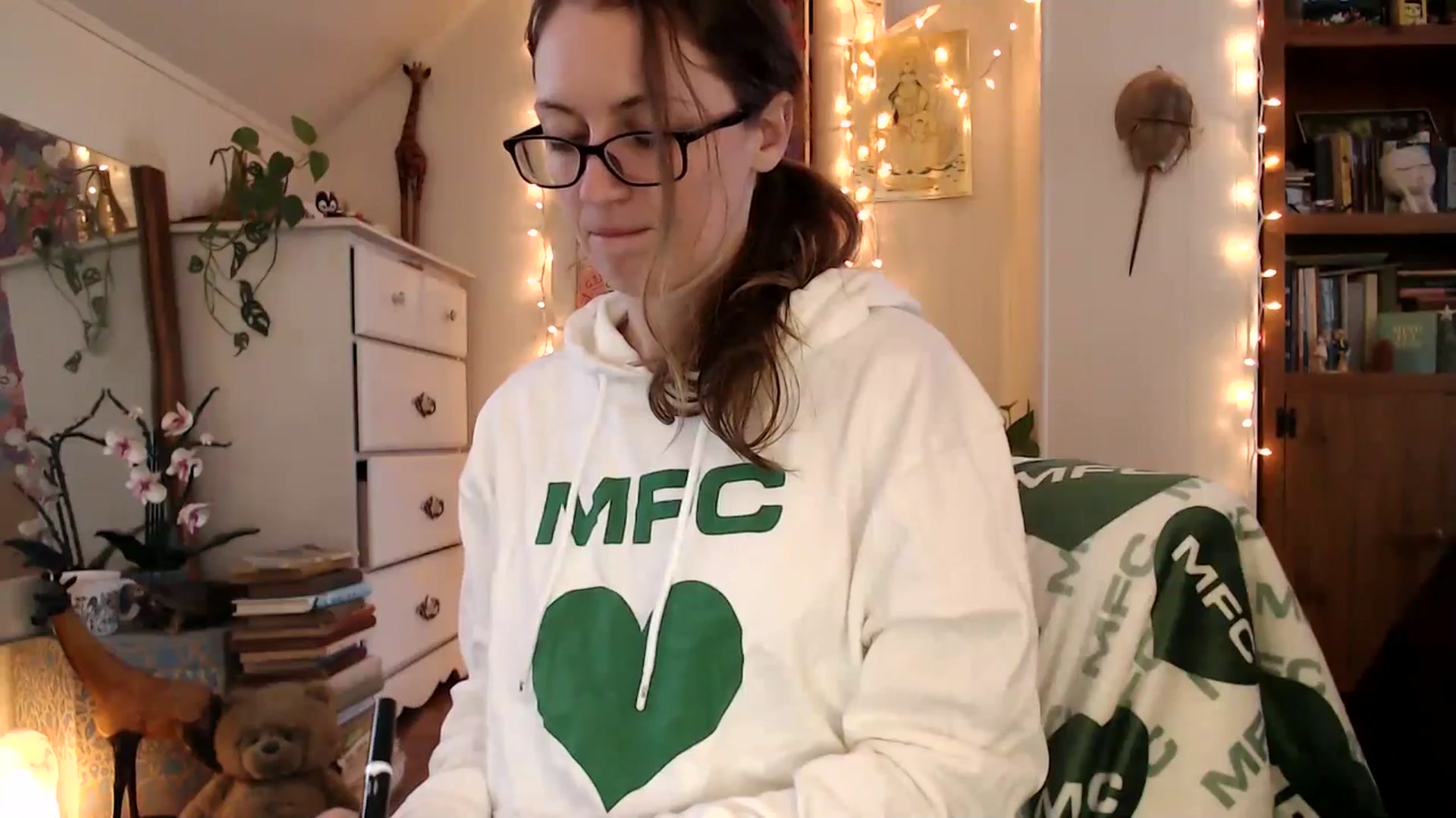Gallery image thumbnail from WildflowerEm's myfreecams stream on, 03/05/2026, 18:51 image 6 of 20