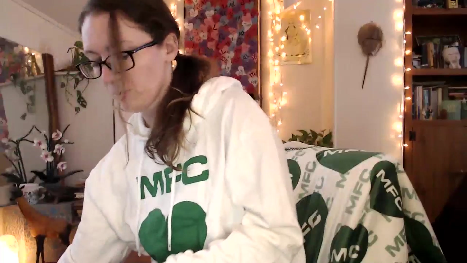Gallery image thumbnail from WildflowerEm's myfreecams stream on, 03/05/2026, 18:51 image 4 of 20