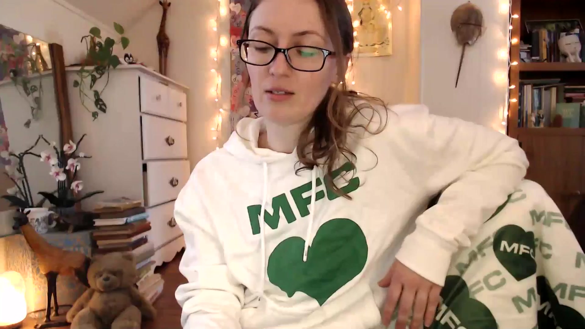 Gallery image thumbnail from WildflowerEm's myfreecams stream on, 03/05/2026, 18:51 image 19 of 20