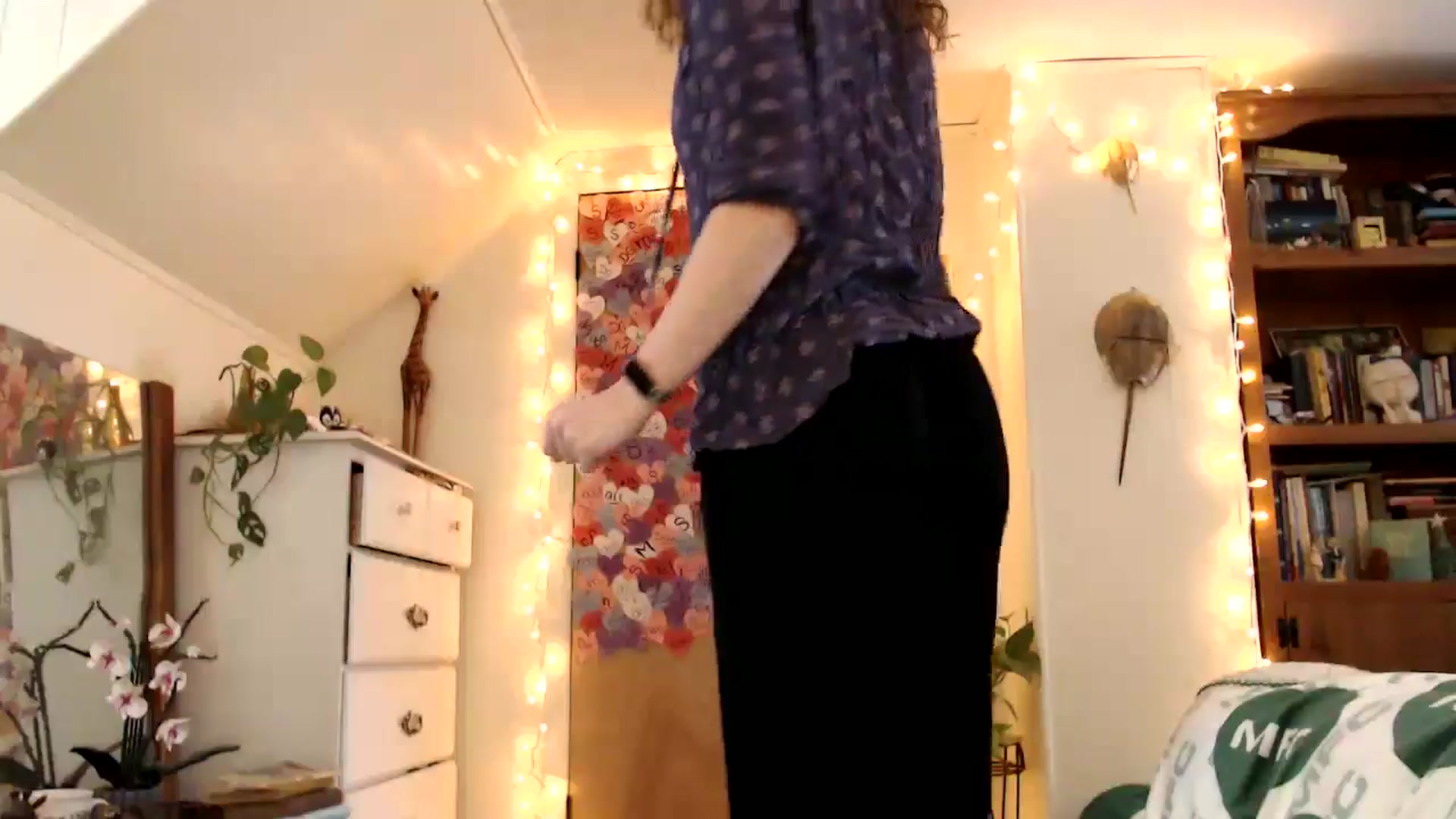 Gallery image thumbnail from WildflowerEm's myfreecams stream on, 03/06/2026, 22:05 image 6 of 20