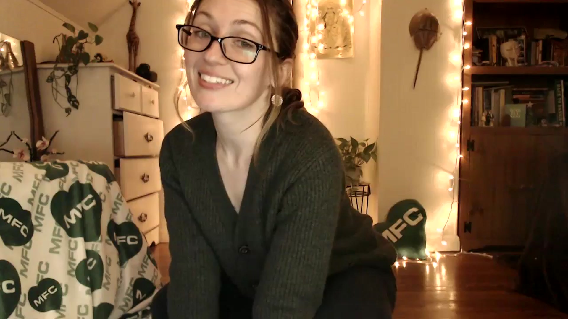 Gallery image thumbnail from WildflowerEm's myfreecams stream on, 03/15/2026, 24:02 image 1 of 20