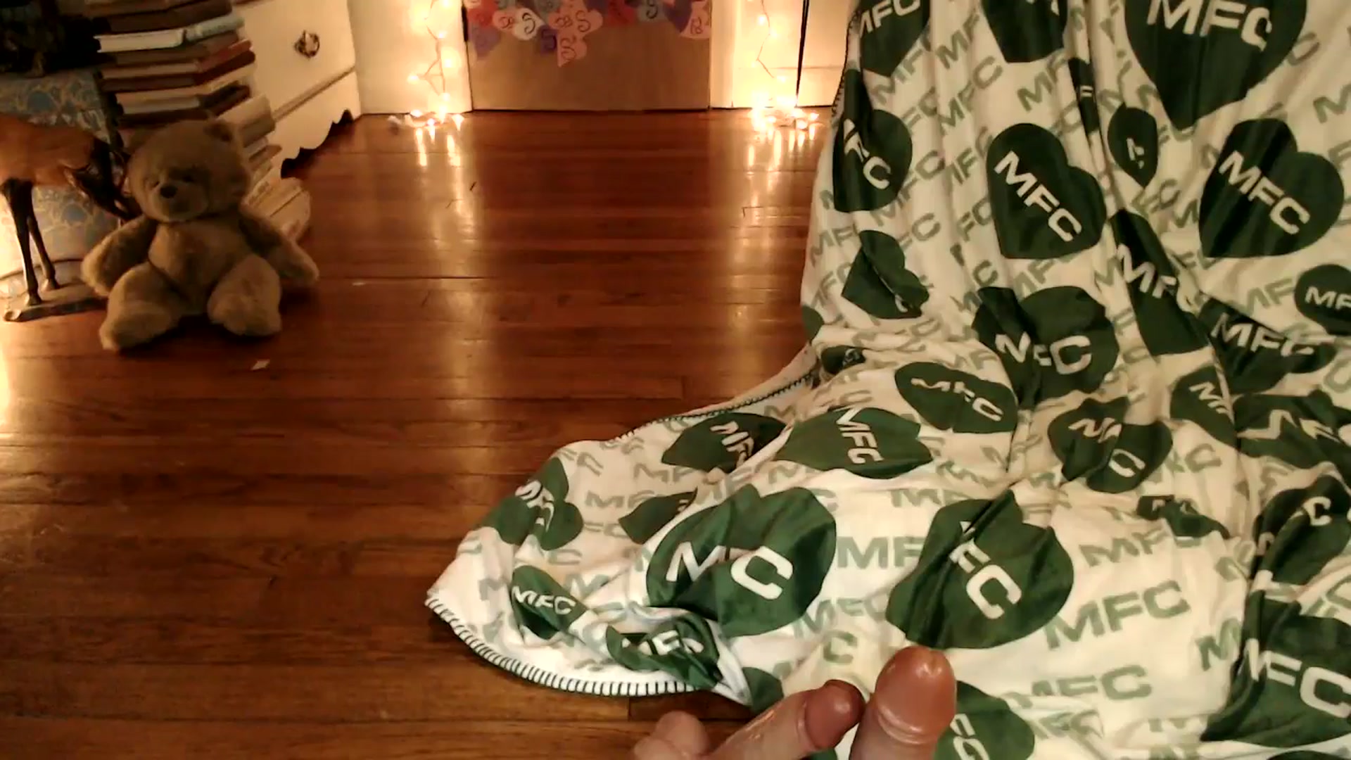Gallery image thumbnail from WildflowerEm's myfreecams stream on, 03/15/2026, 01:14 image 3 of 20