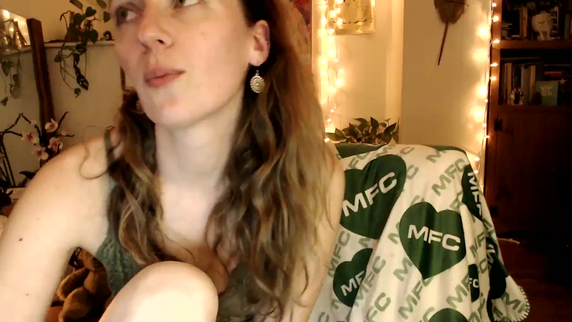 Gallery image thumbnail from WildflowerEm's myfreecams stream on, 03/15/2026, 01:14 image 11 of 20