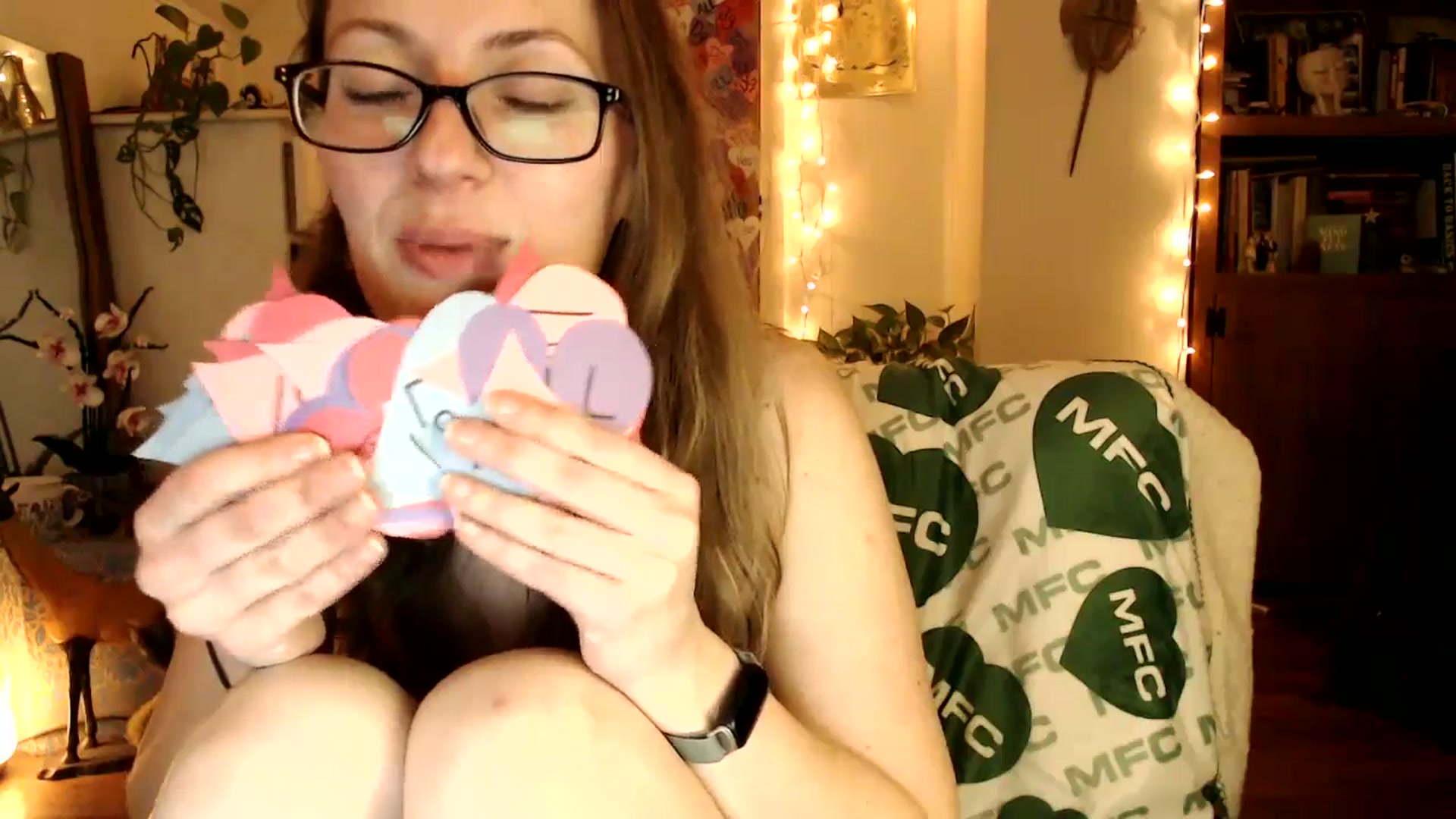 Gallery image thumbnail from WildflowerEm's myfreecams stream on, 03/15/2026, 01:14 image 2 of 20