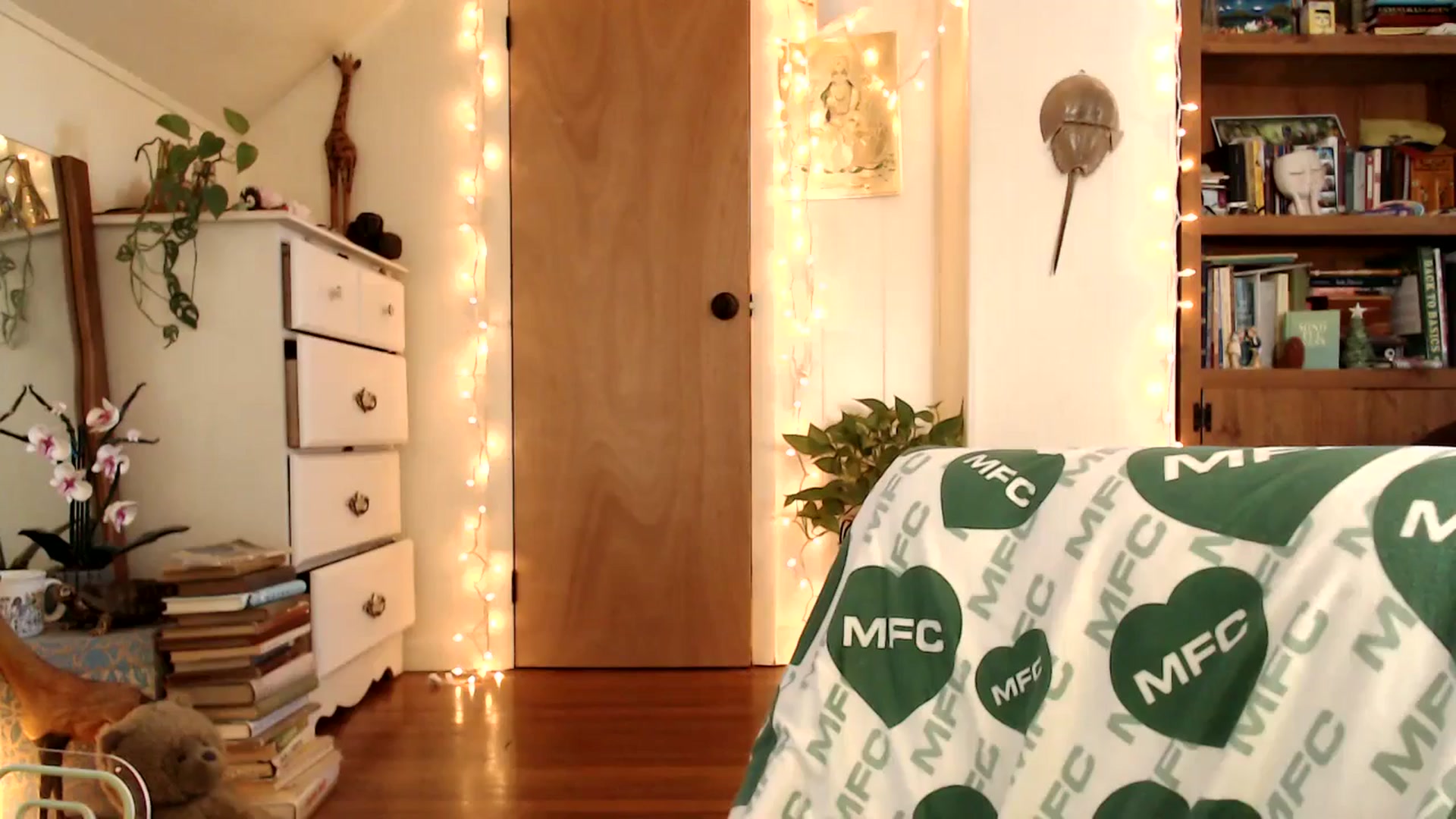 Gallery image thumbnail from WildflowerEm's myfreecams stream on, 03/17/2026, 19:07 image 11 of 20