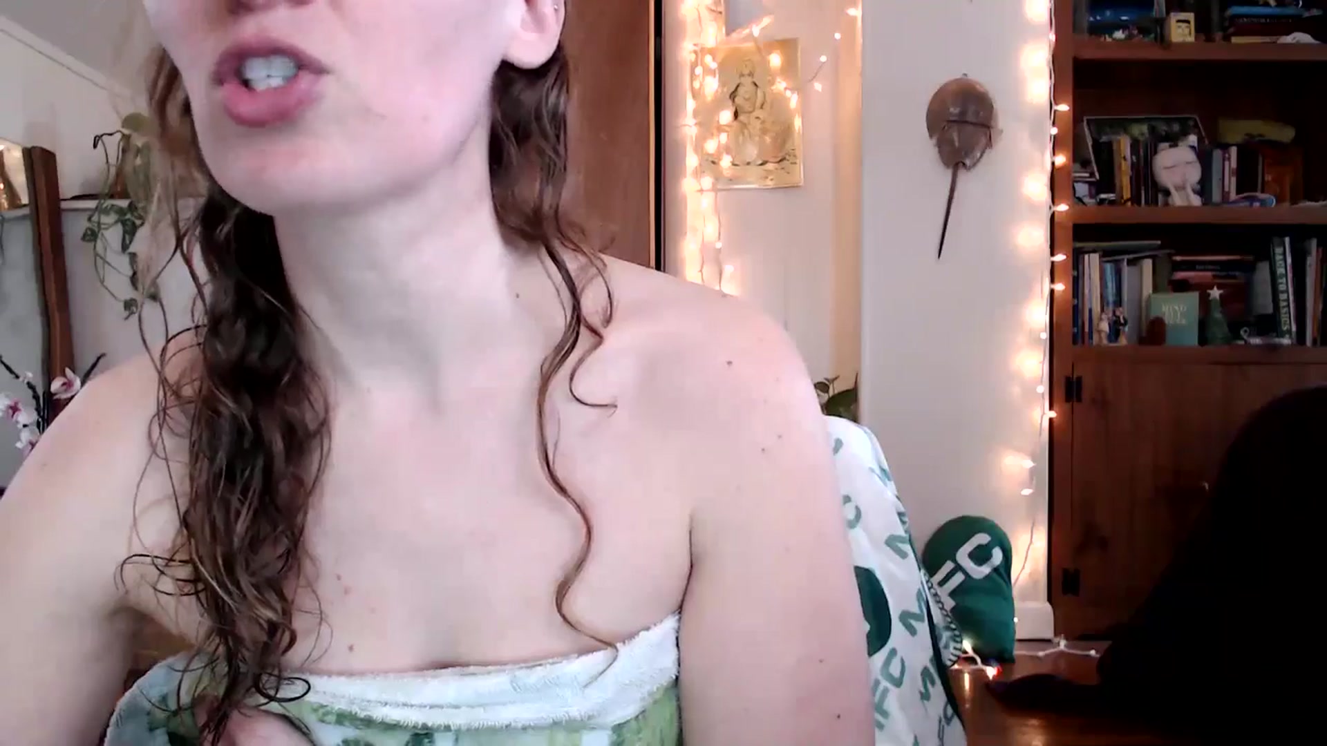 Gallery image thumbnail from WildflowerEm's myfreecams stream on, 03/26/2026, 19:18 image 2 of 20