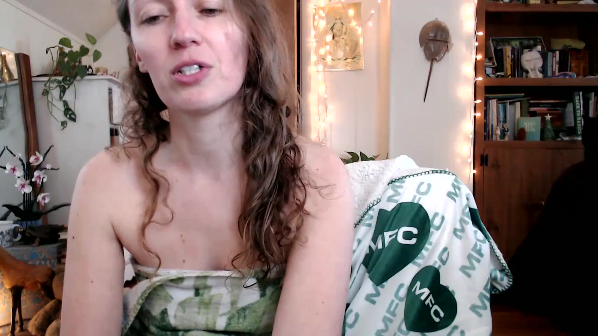 Gallery image thumbnail from WildflowerEm's myfreecams stream on, 03/26/2026, 19:18 image 6 of 20