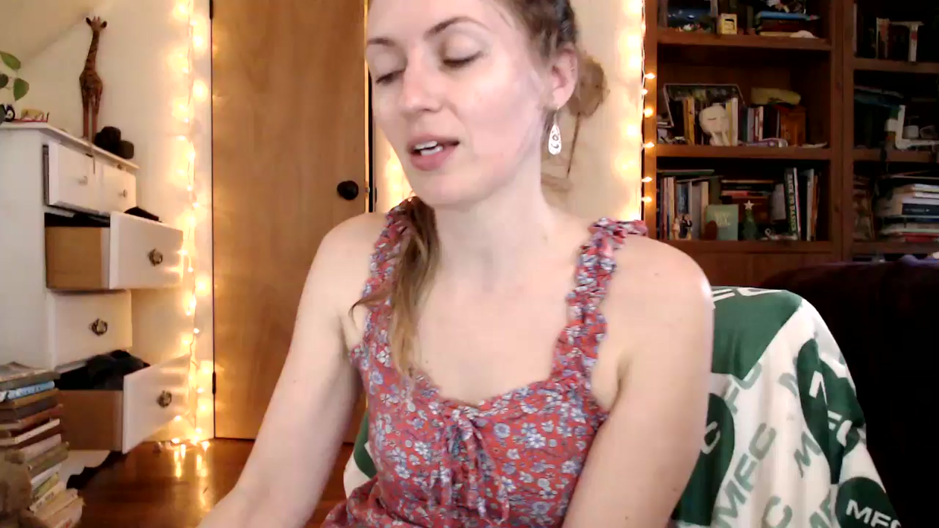 Gallery image thumbnail from WildflowerEm's myfreecams stream on, 04/04/2026, 21:15 image 15 of 20