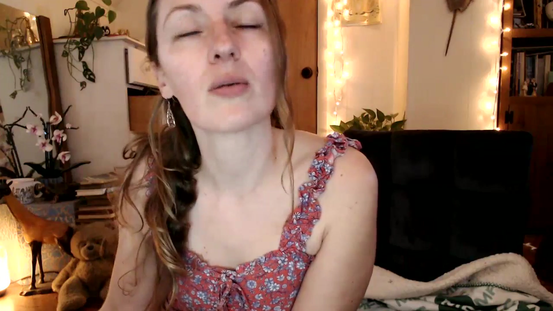 Gallery image thumbnail from WildflowerEm's myfreecams stream on, 04/04/2026, 23:02 image 6 of 20