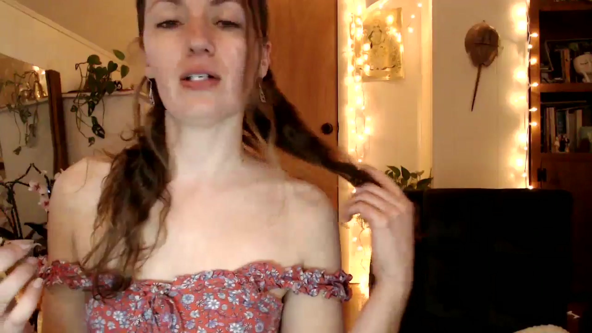 Gallery image thumbnail from WildflowerEm's myfreecams stream on, 04/04/2026, 23:02 image 10 of 20