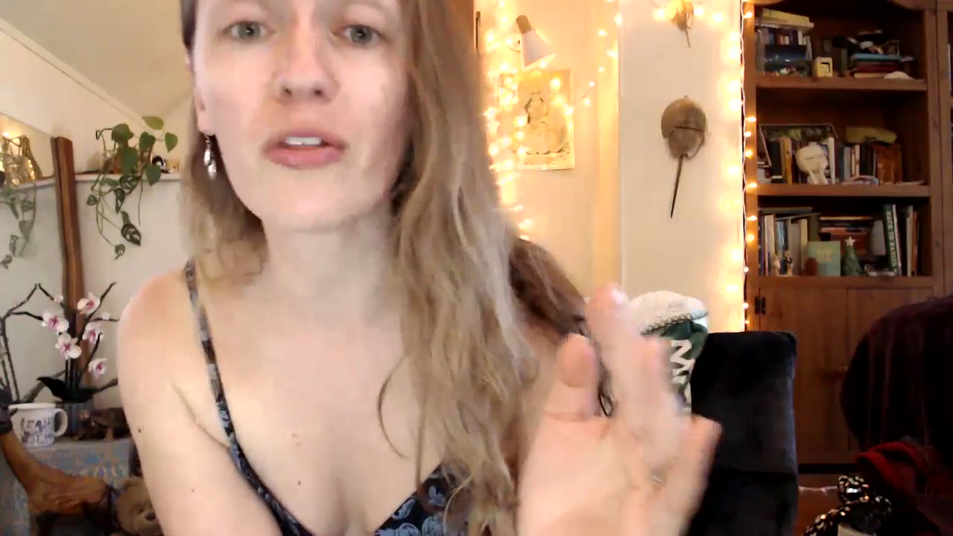 Gallery image thumbnail from WildflowerEm's myfreecams stream on, 04/16/2026, 18:23 image 7 of 20