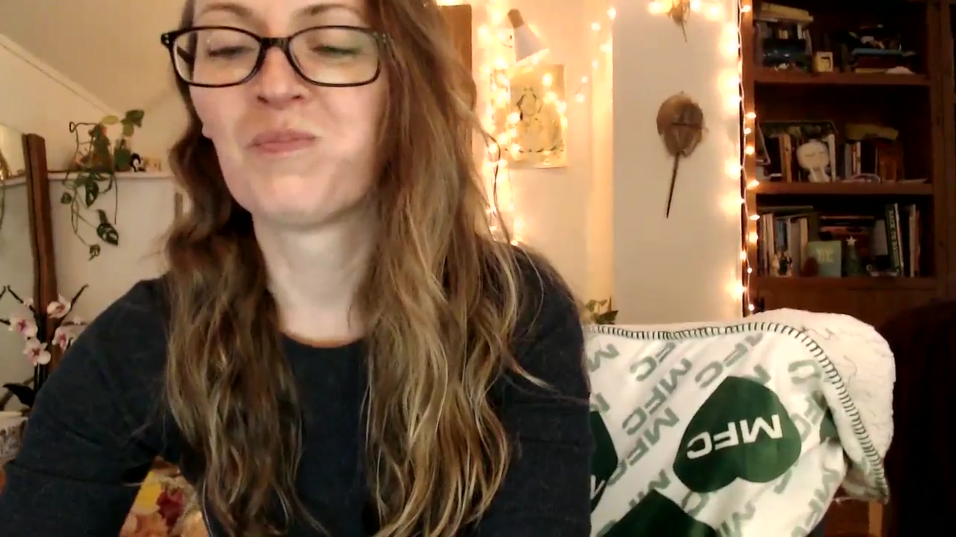Gallery image thumbnail from WildflowerEm's myfreecams stream on, 04/22/2026, 22:13 image 9 of 20