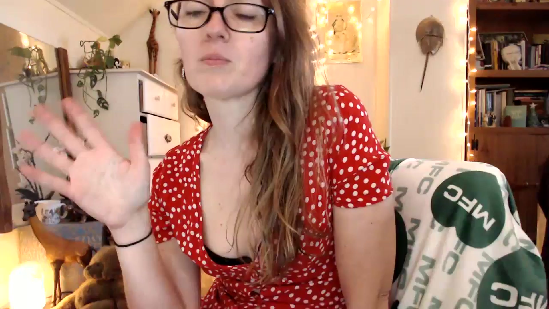 Gallery image thumbnail from WildflowerEm's myfreecams stream on, 04/26/2026, 21:43 image 10 of 20