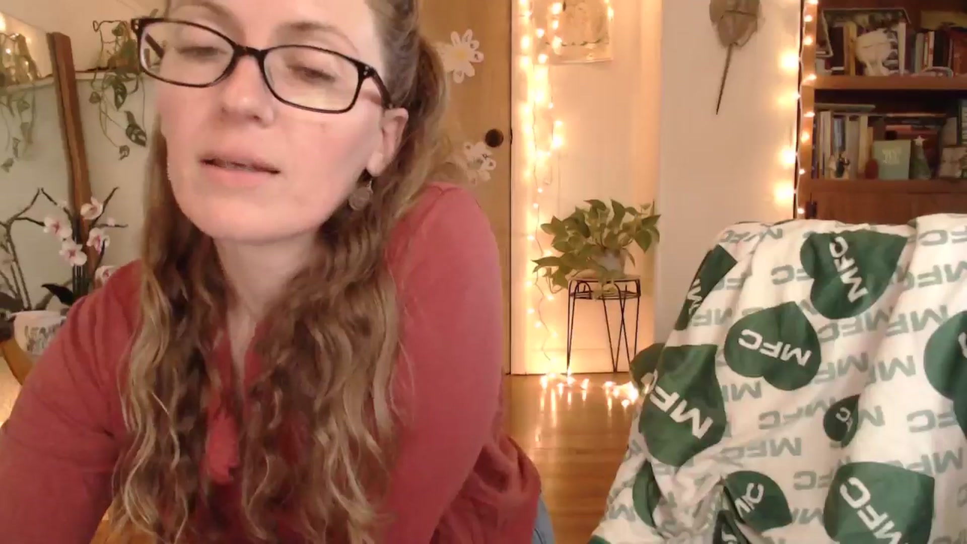 Gallery image thumbnail from WildflowerEm's myfreecams stream on, 05/08/2026, 20:09 image 18 of 20