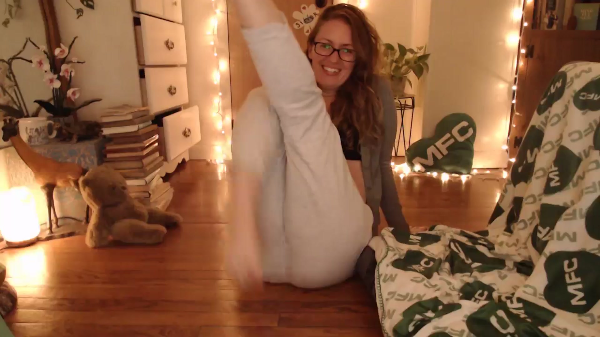 Gallery image thumbnail from WildflowerEm's myfreecams stream on, 05/09/2026, 23:17 image 11 of 20