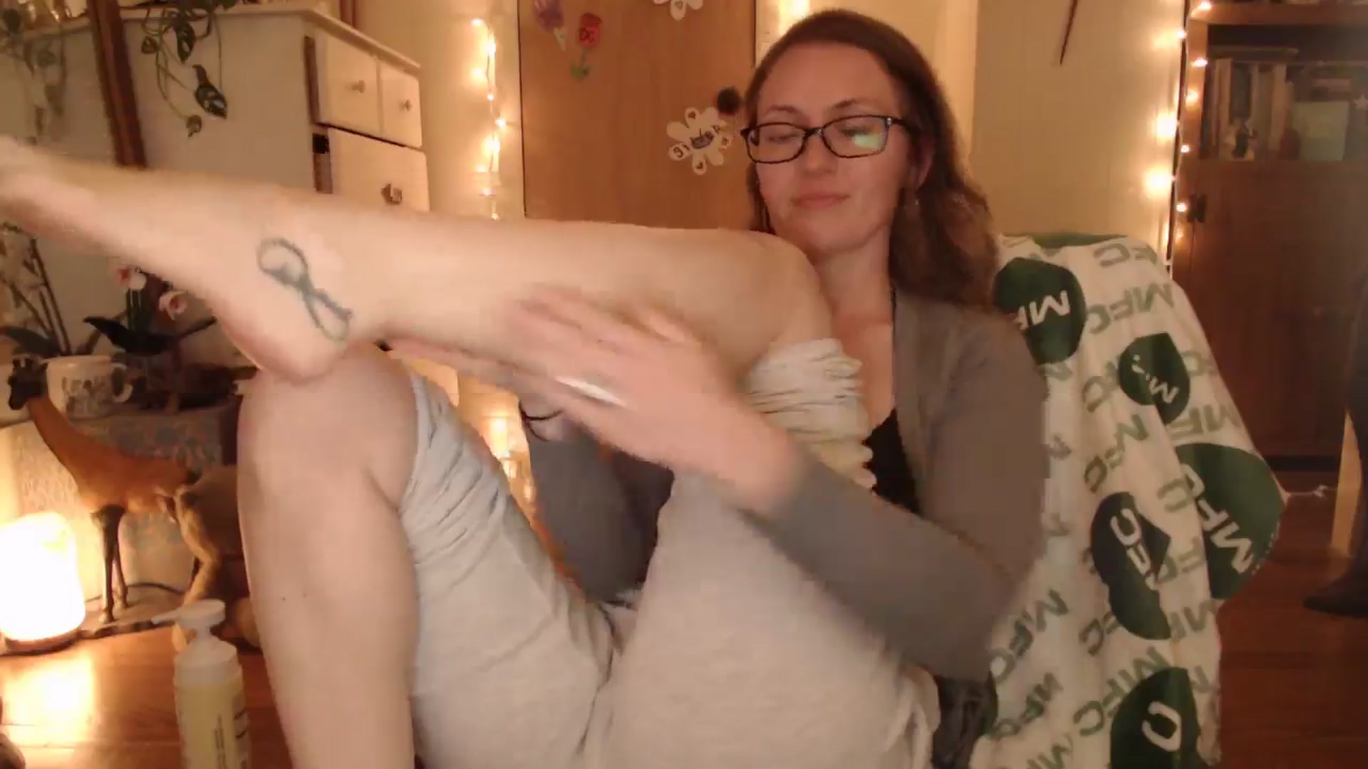 Gallery image thumbnail from WildflowerEm's myfreecams stream on, 05/09/2026, 23:17 image 8 of 20