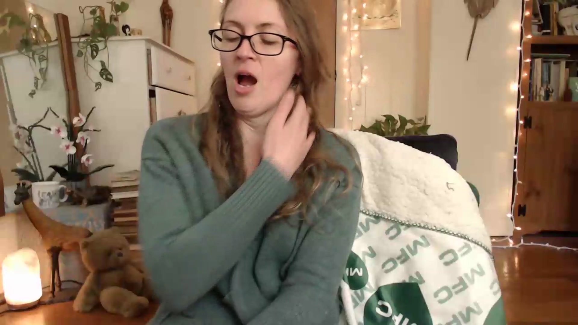 Gallery image thumbnail from WildflowerEm's myfreecams stream on, 05/13/2026, 19:05 image 14 of 20