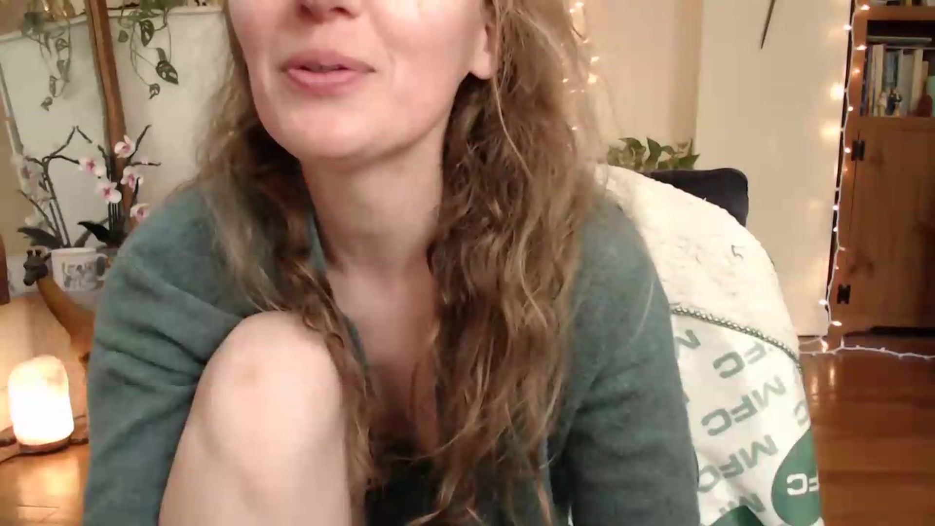 Gallery image thumbnail from WildflowerEm's myfreecams stream on, 05/13/2026, 19:05 image 12 of 20