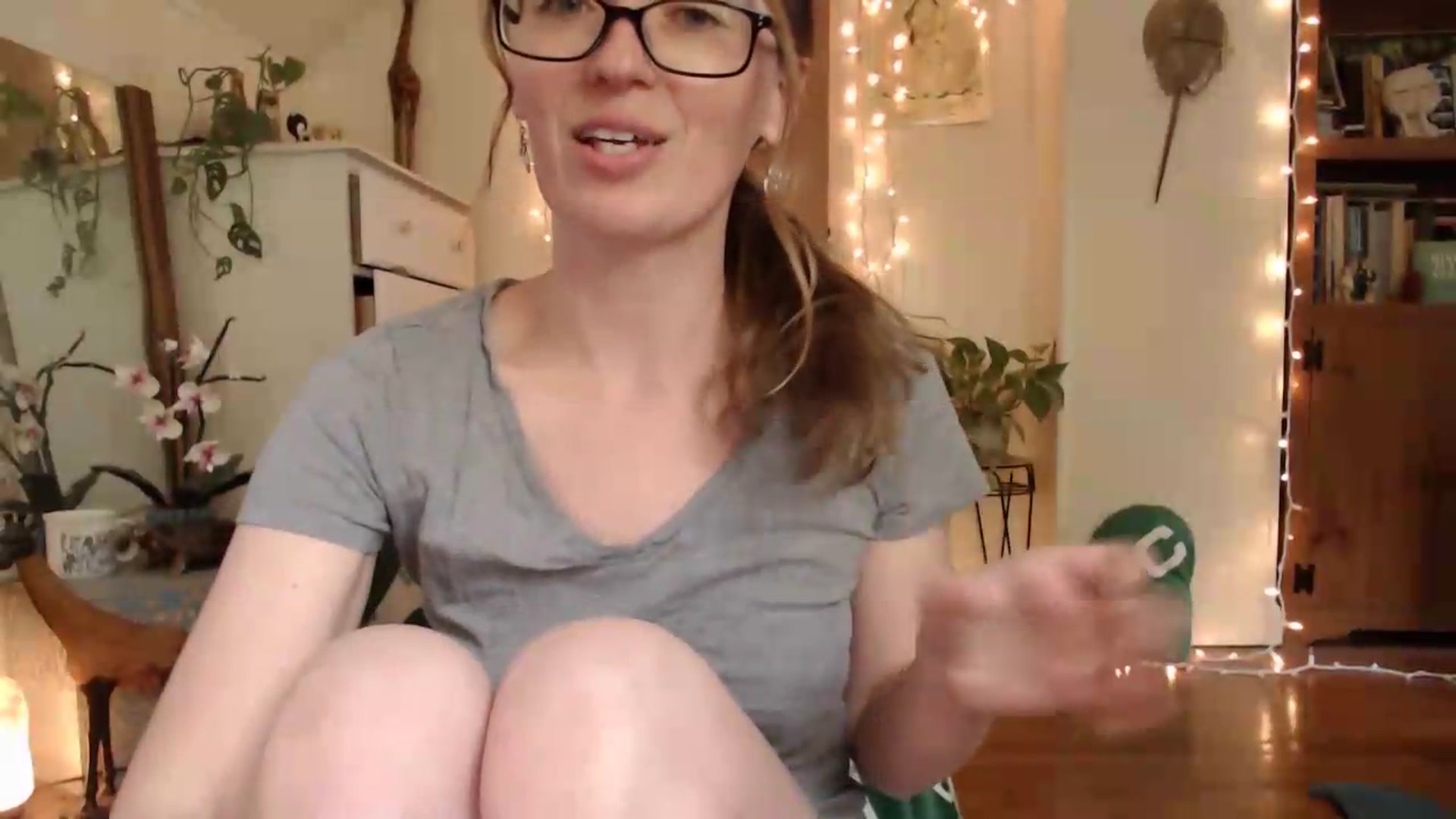 Gallery image thumbnail from WildflowerEm's myfreecams stream on, 05/15/2026, 18:49 image 6 of 20
