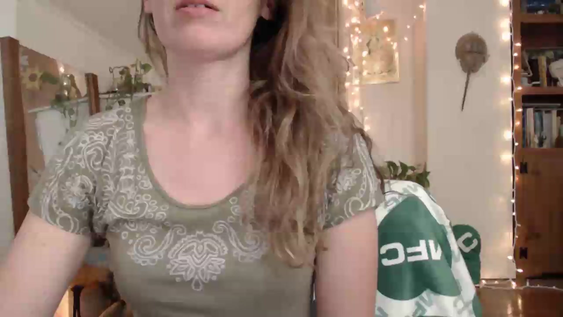 Gallery image thumbnail from WildflowerEm's myfreecams stream on, 05/29/2026, 19:19 image 2 of 20