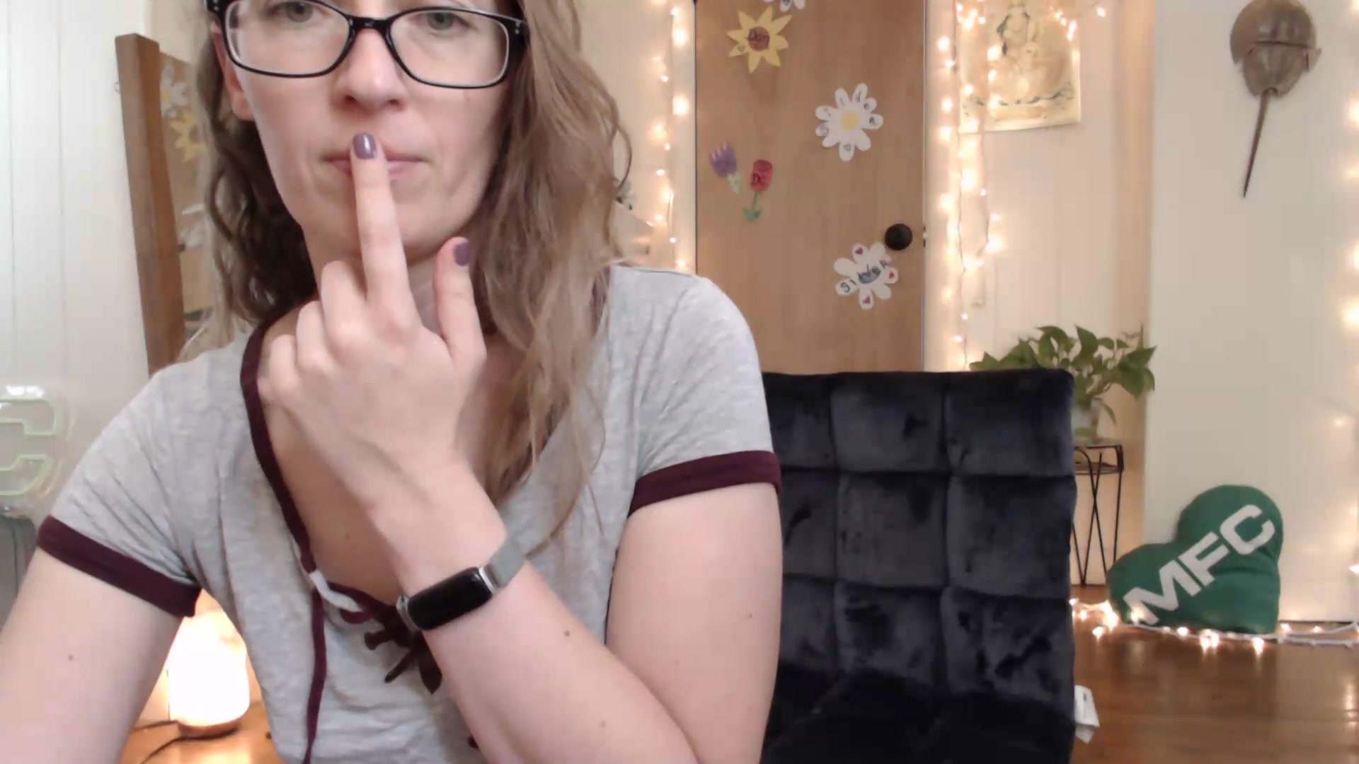 Gallery image thumbnail from WildflowerEm's myfreecams stream on, 06/05/2026, 19:23 image 11 of 20