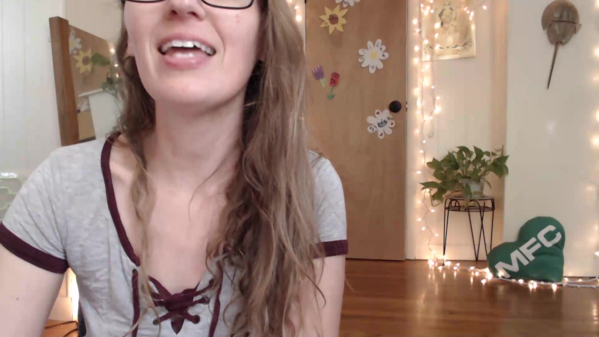 Gallery image thumbnail from WildflowerEm's myfreecams stream on, 06/05/2026, 19:23 image 9 of 20