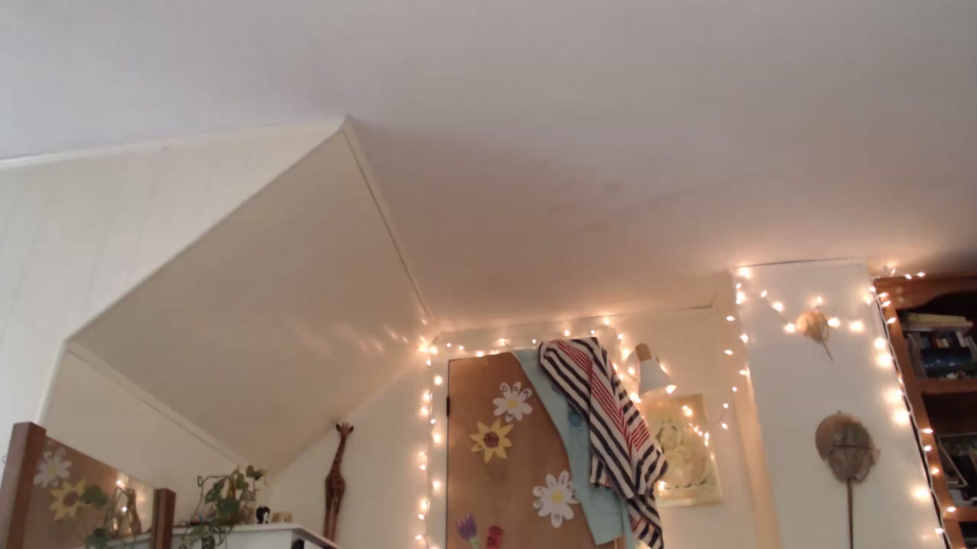 Gallery image thumbnail from WildflowerEm's myfreecams stream on, 06/12/2026, 19:17 image 16 of 20