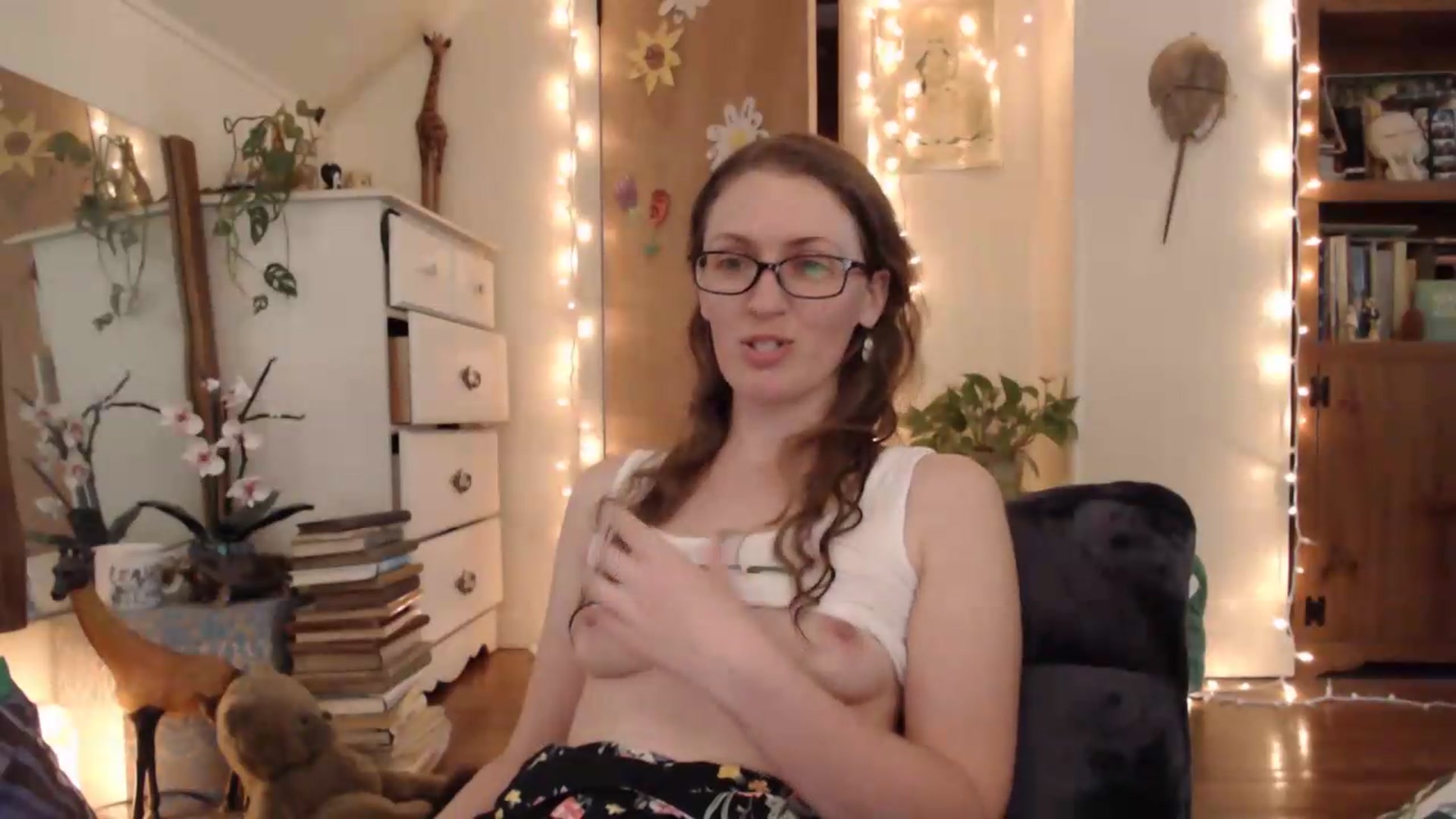 Gallery image thumbnail from WildflowerEm's myfreecams stream on, 06/14/2026, 22:07 image 8 of 20