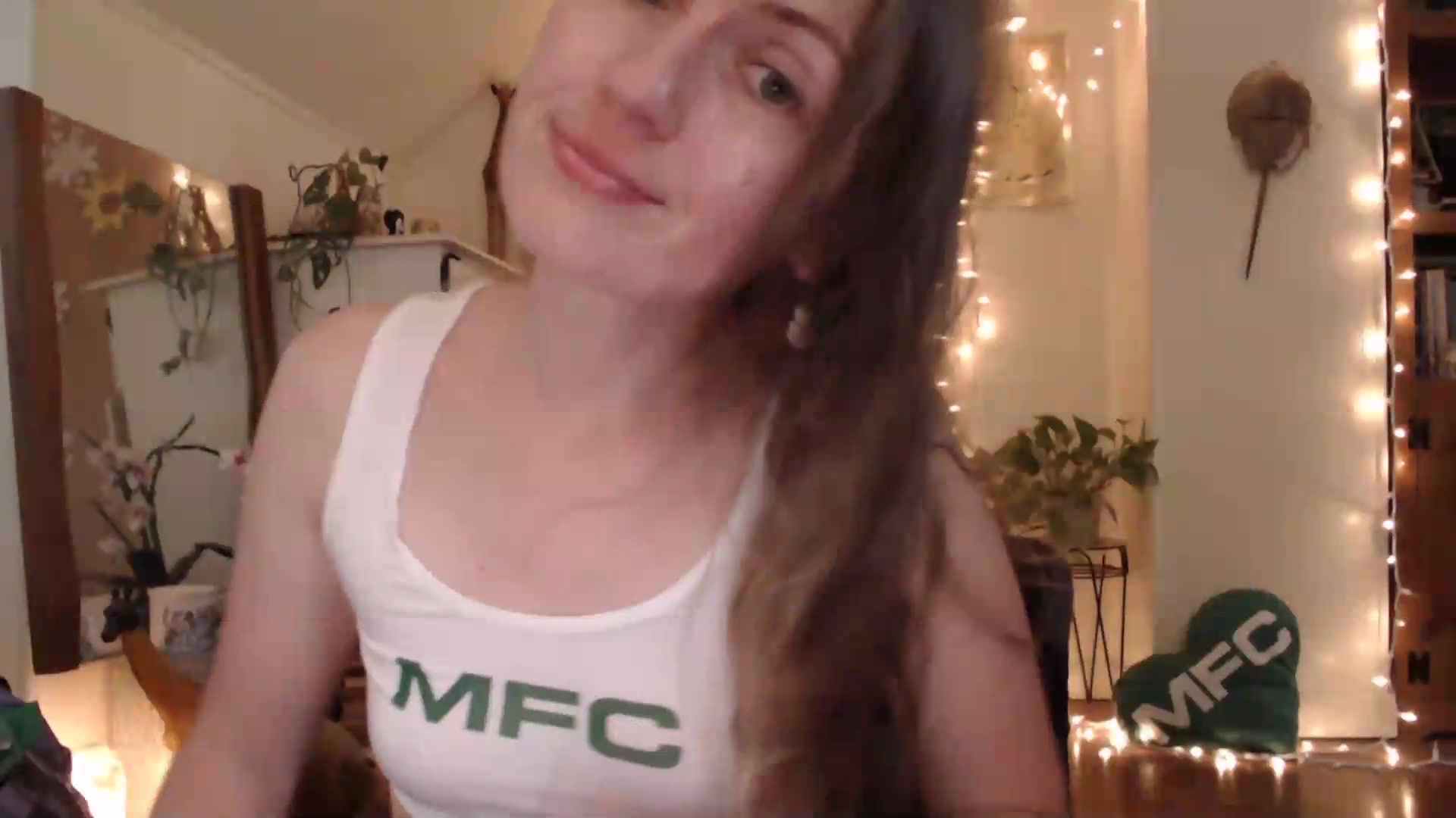 Gallery image thumbnail from WildflowerEm's myfreecams stream on, 06/14/2026, 22:07 image 15 of 20