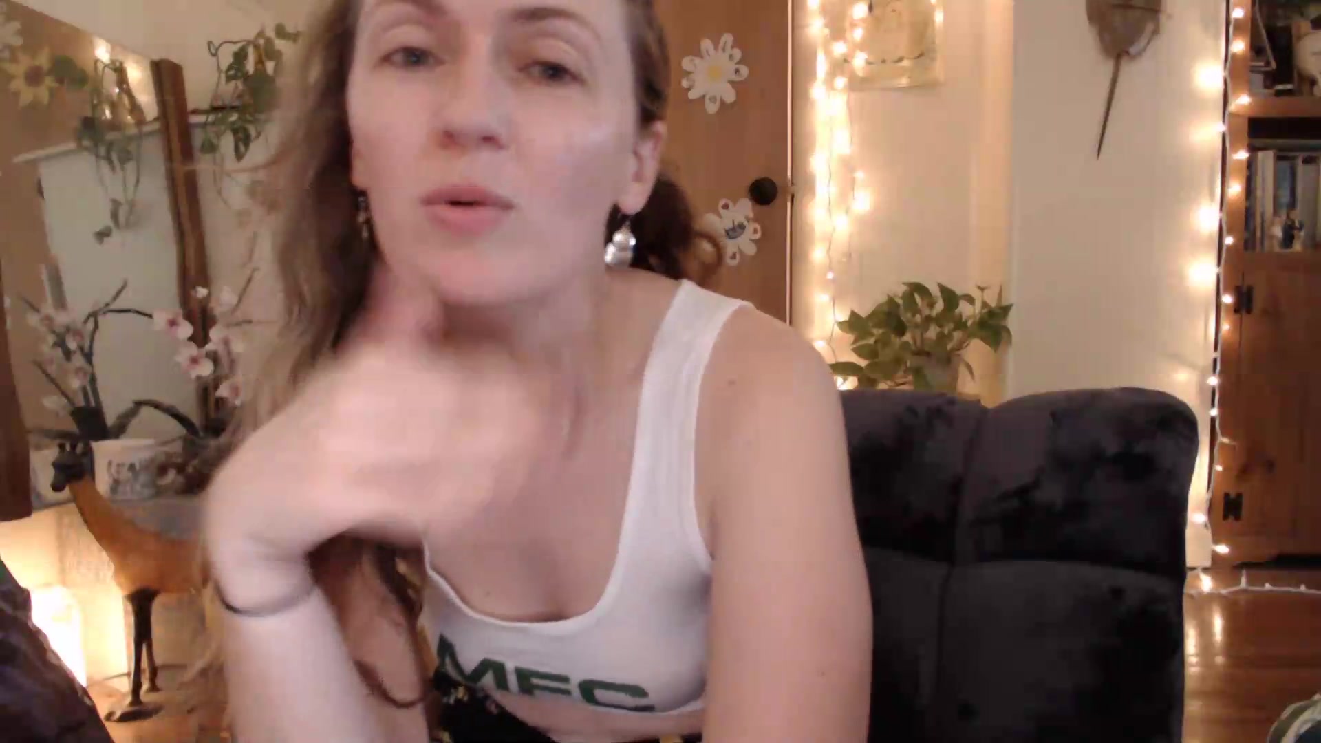 Gallery image thumbnail from WildflowerEm's myfreecams stream on, 06/14/2026, 22:07 image 14 of 20