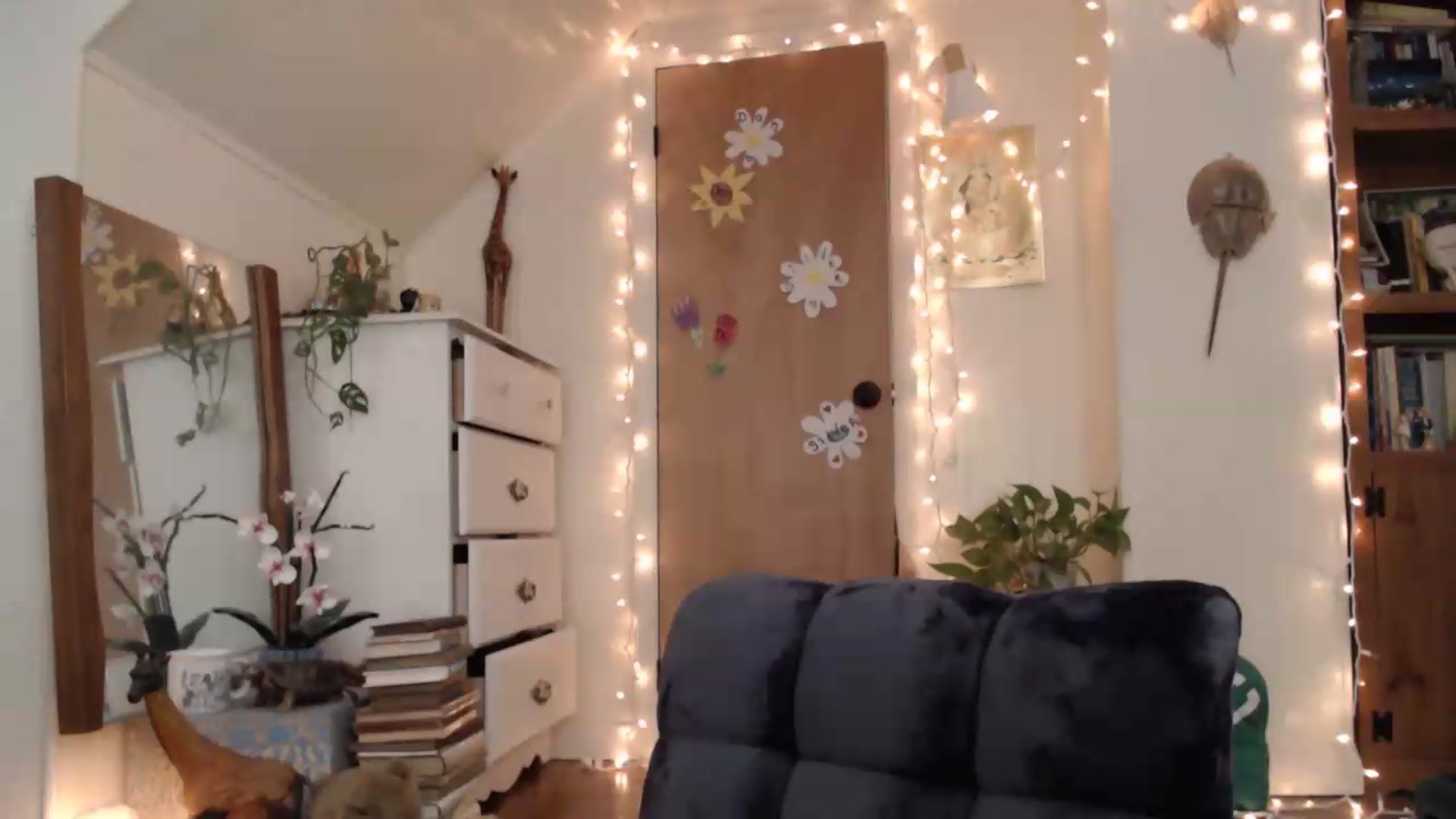 Gallery image thumbnail from WildflowerEm's myfreecams stream on, 06/25/2026, 18:15 image 9 of 20