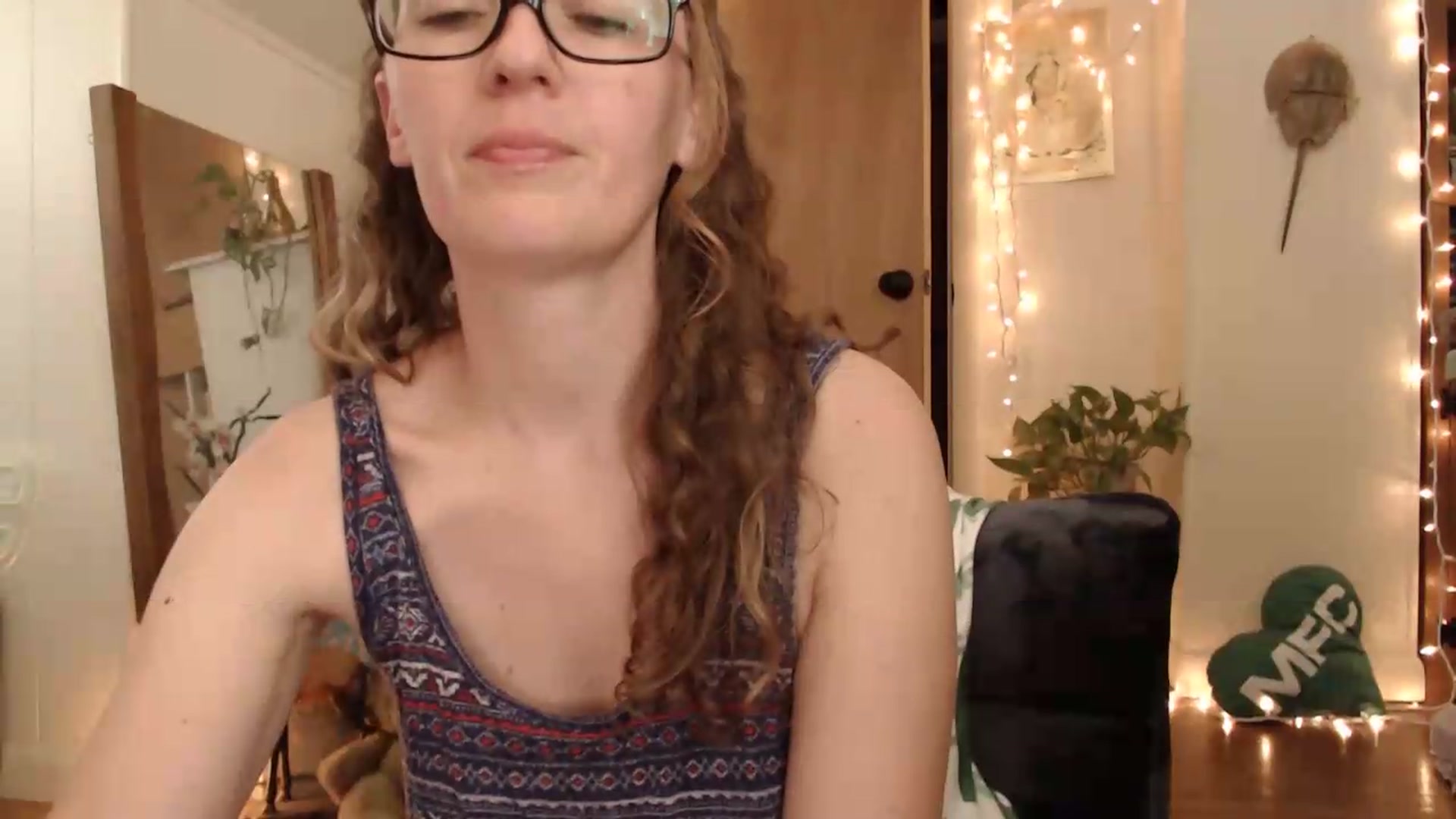 Gallery image thumbnail from WildflowerEm's myfreecams stream on, 07/13/2026, 20:35 image 9 of 20