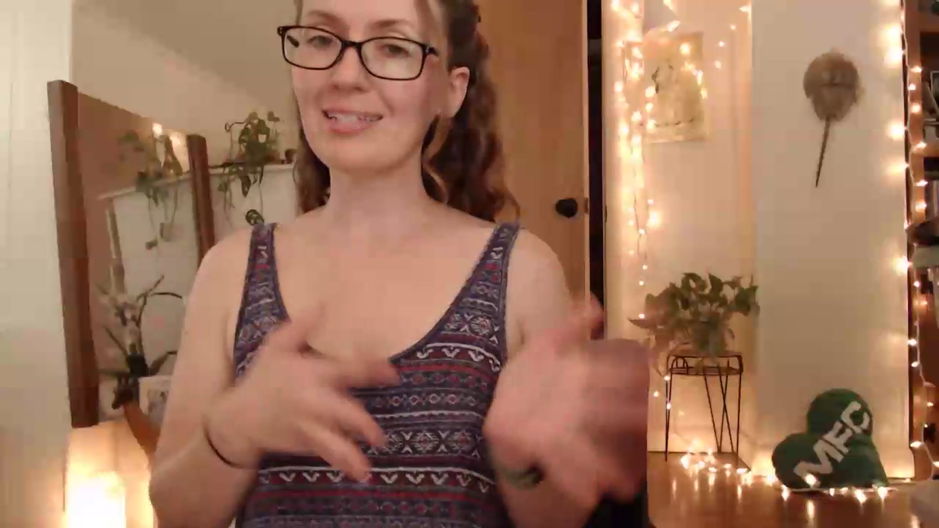 Gallery image thumbnail from WildflowerEm's myfreecams stream on, 07/13/2026, 20:35 image 2 of 20