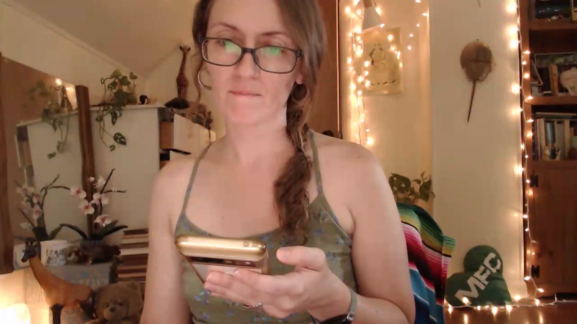 Gallery image thumbnail from WildflowerEm's myfreecams stream on, 07/31/2026, 20:54 image 9 of 20