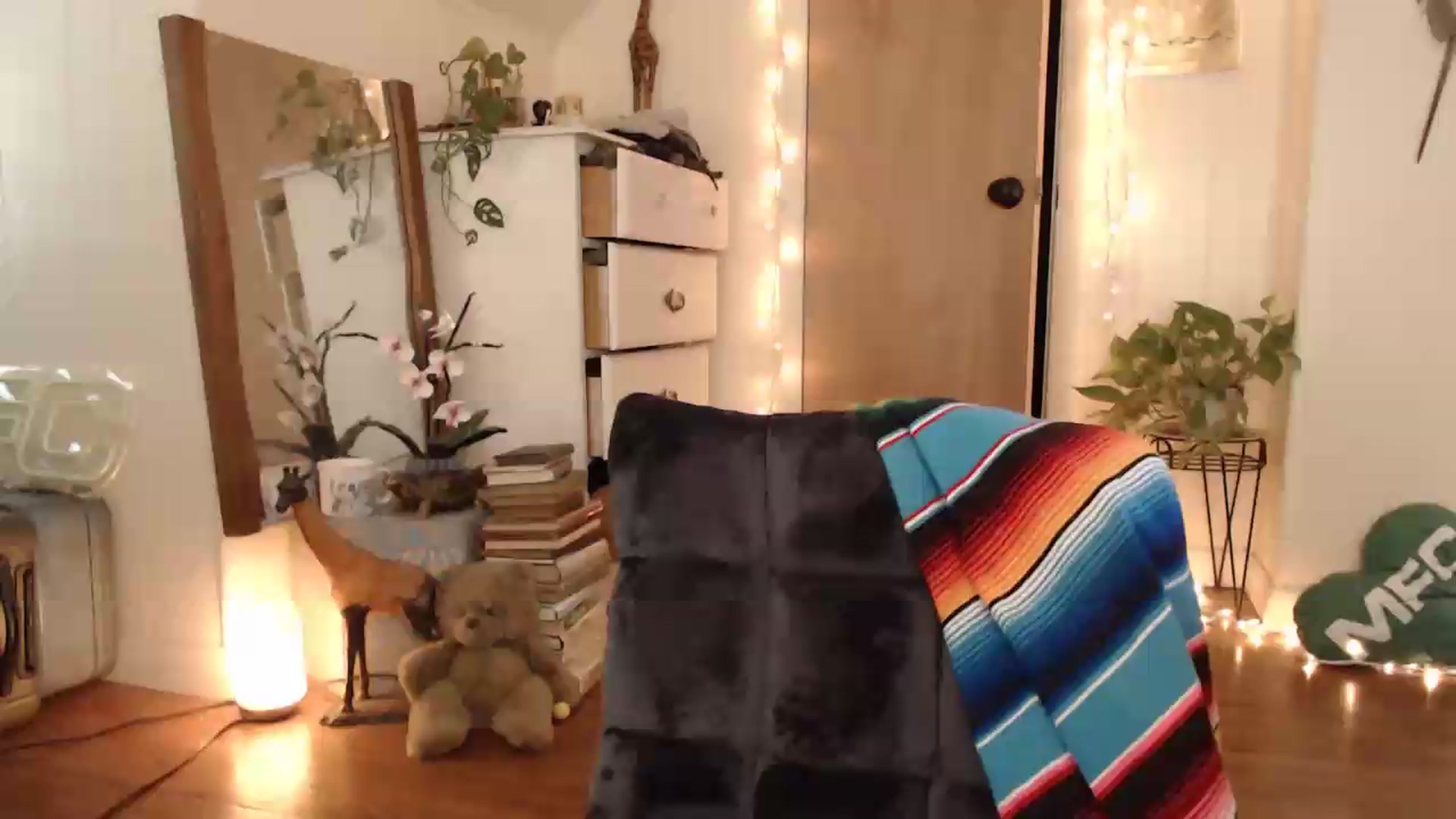 Gallery image thumbnail from WildflowerEm's myfreecams stream on, 08/07/2026, 17:12 image 11 of 20