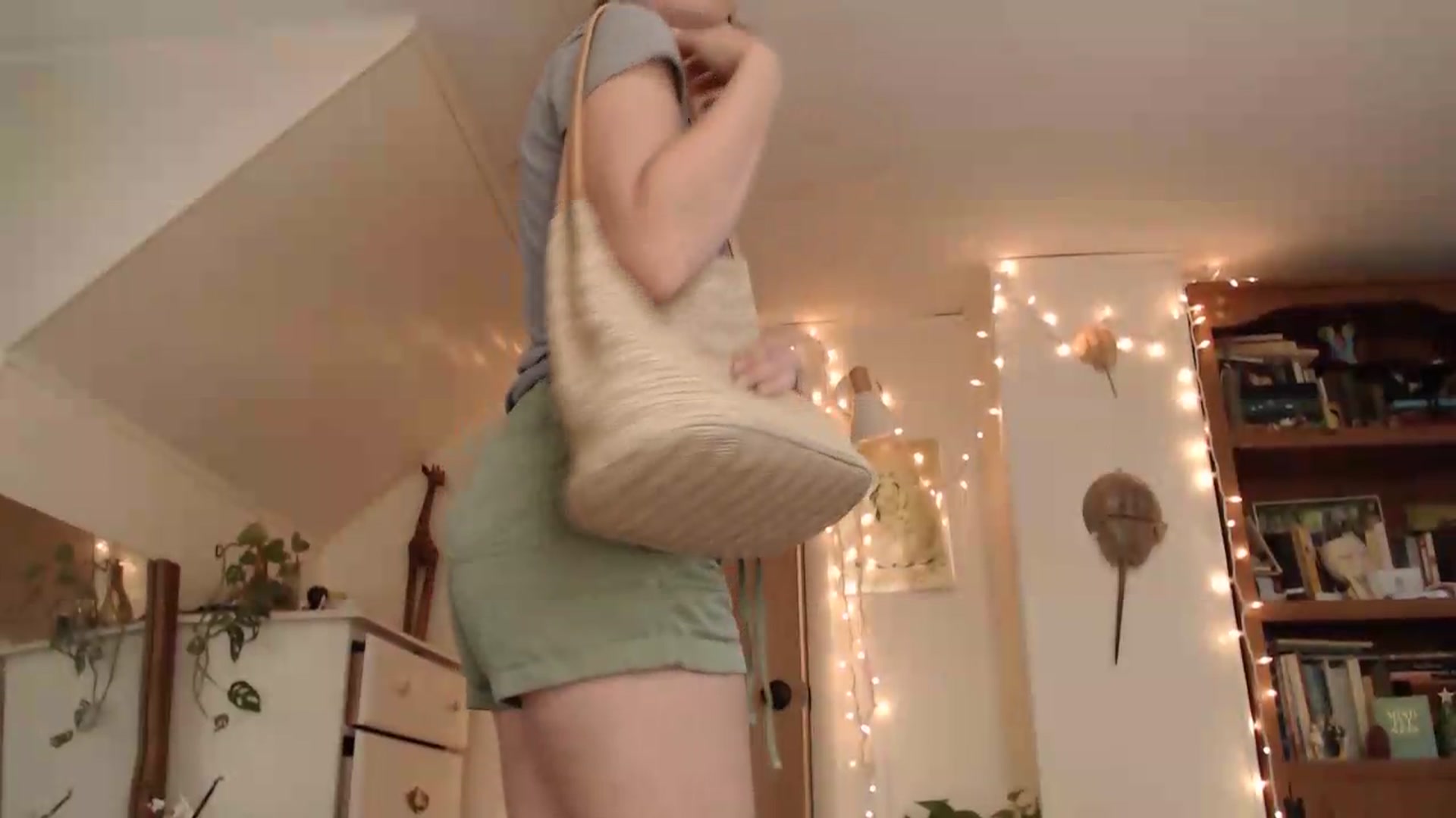Gallery image thumbnail from WildflowerEm's myfreecams stream on, 08/27/2026, 19:04 image 7 of 20