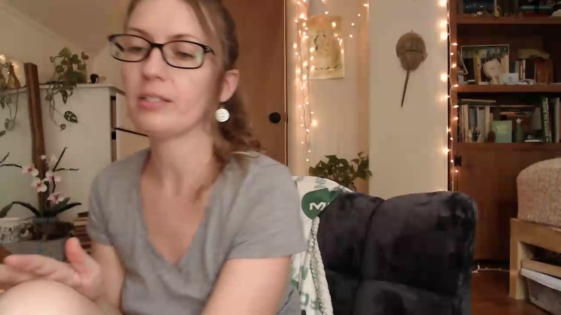 Gallery image thumbnail from WildflowerEm's myfreecams stream on, 08/27/2026, 19:04 image 4 of 20