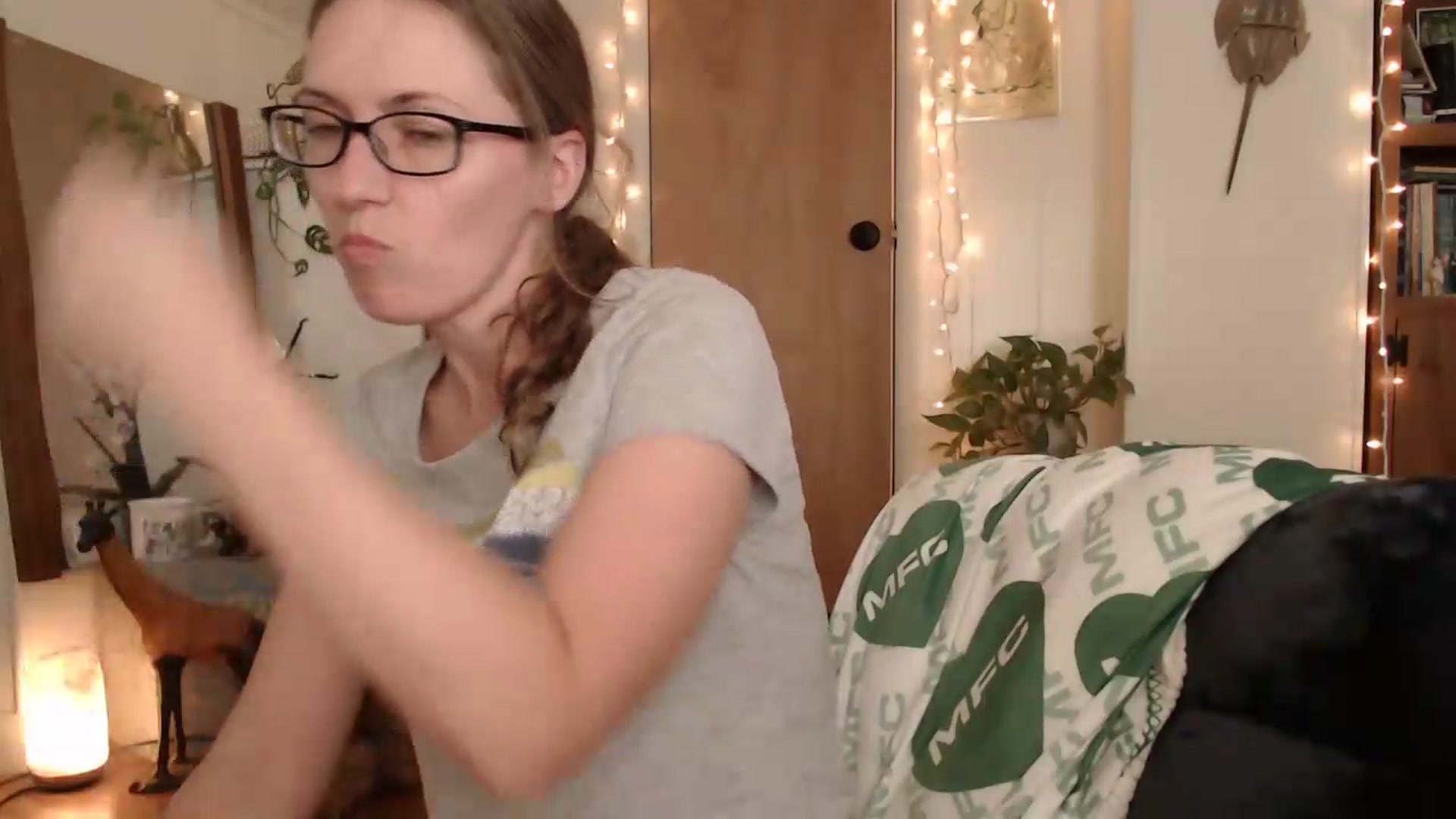 Gallery image thumbnail from WildflowerEm's myfreecams stream on, 08/31/2026, 18:25 image 6 of 20