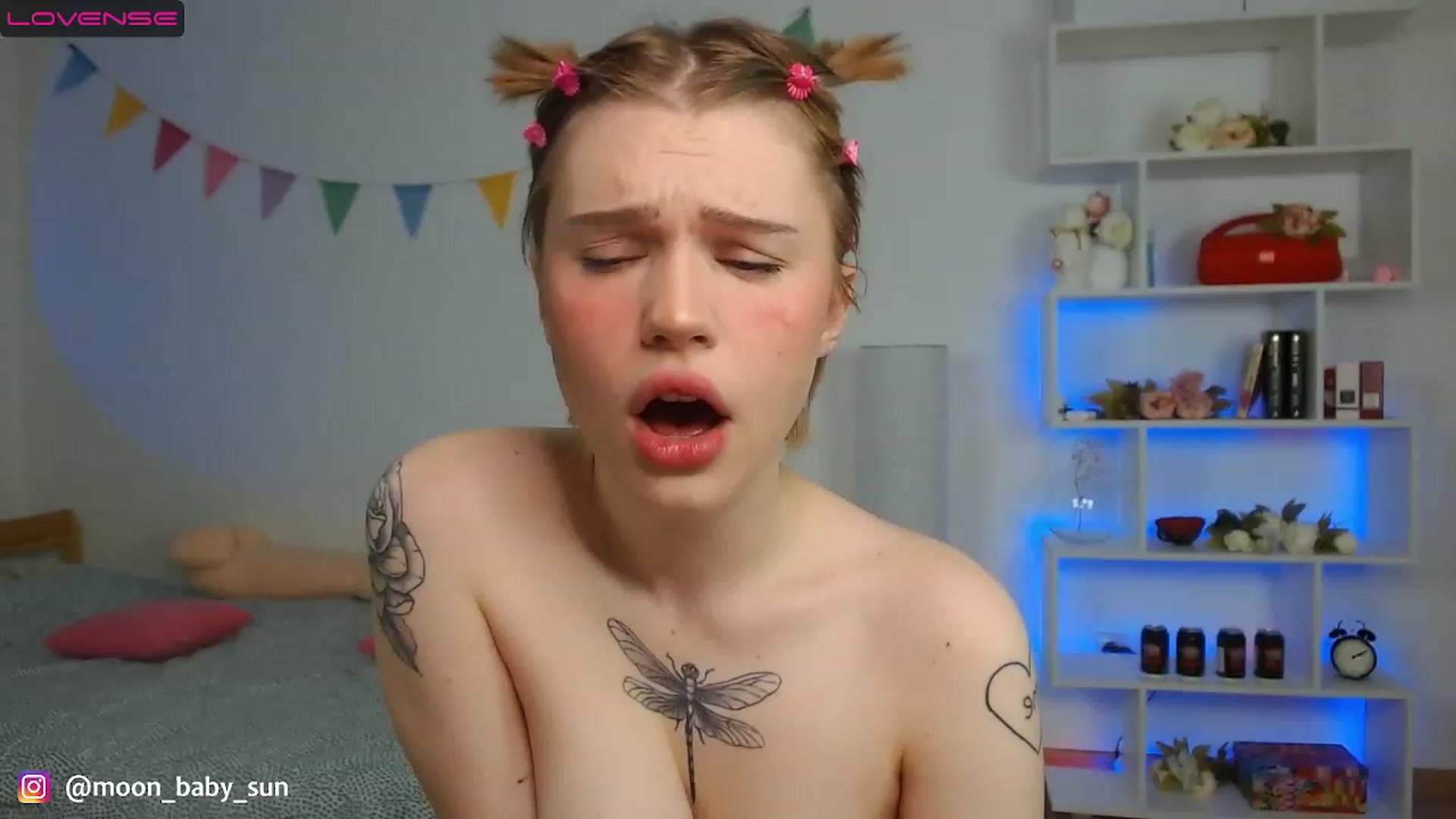Gallery image thumbnail from WilsonViolet's myfreecams stream on, 11/22/2022, 05:42 image 5 of 20