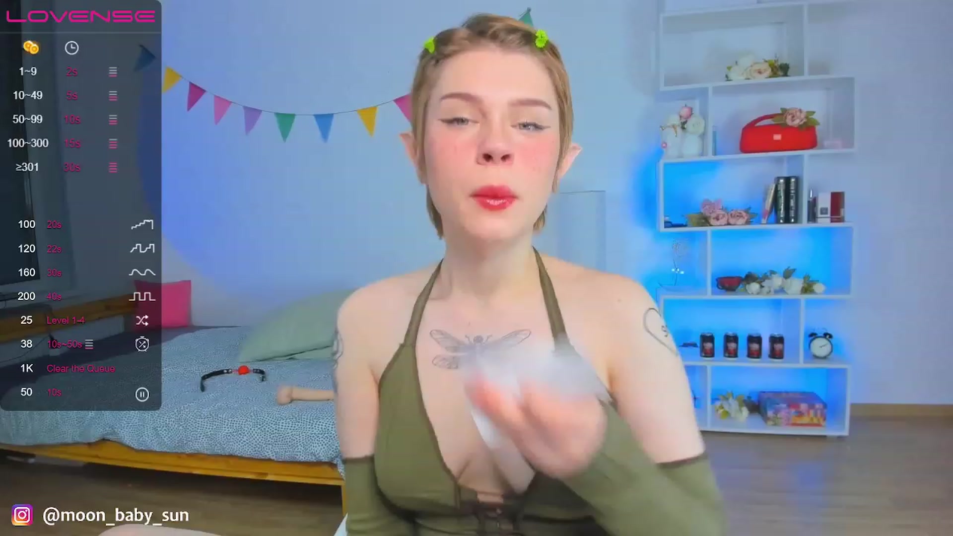 Gallery image thumbnail from WilsonViolet's myfreecams stream on, 11/28/2022, 06:20 image 6 of 20