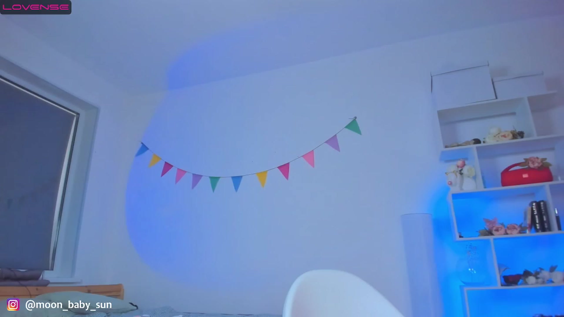 Gallery image thumbnail from WilsonViolet's myfreecams stream on, 12/21/2022, 09:39 image 10 of 20