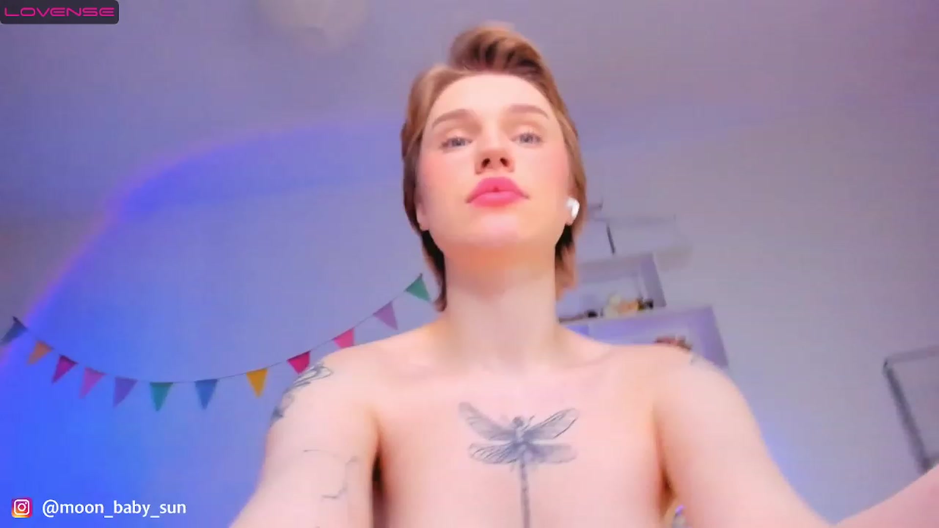 Gallery image thumbnail from WilsonViolet's myfreecams stream on, 01/09/2023, 09:26 image 7 of 20