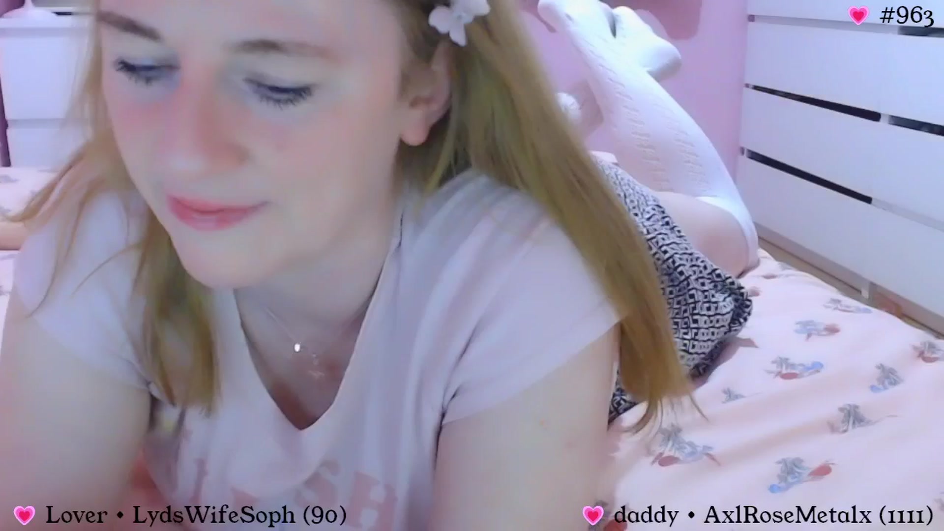 Gallery image thumbnail from WindUpDoll's myfreecams stream on, 10/15/2024, 21:19 image 8 of 20