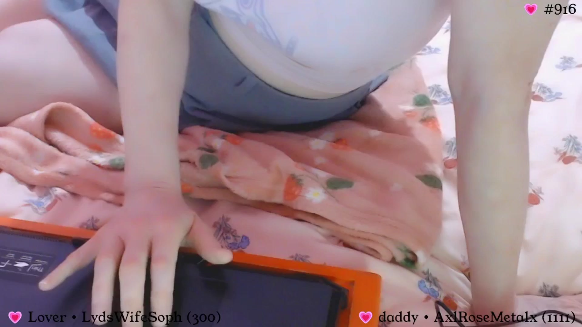 Gallery image thumbnail from WindUpDoll's myfreecams stream on, 10/15/2024, 22:43 image 18 of 20