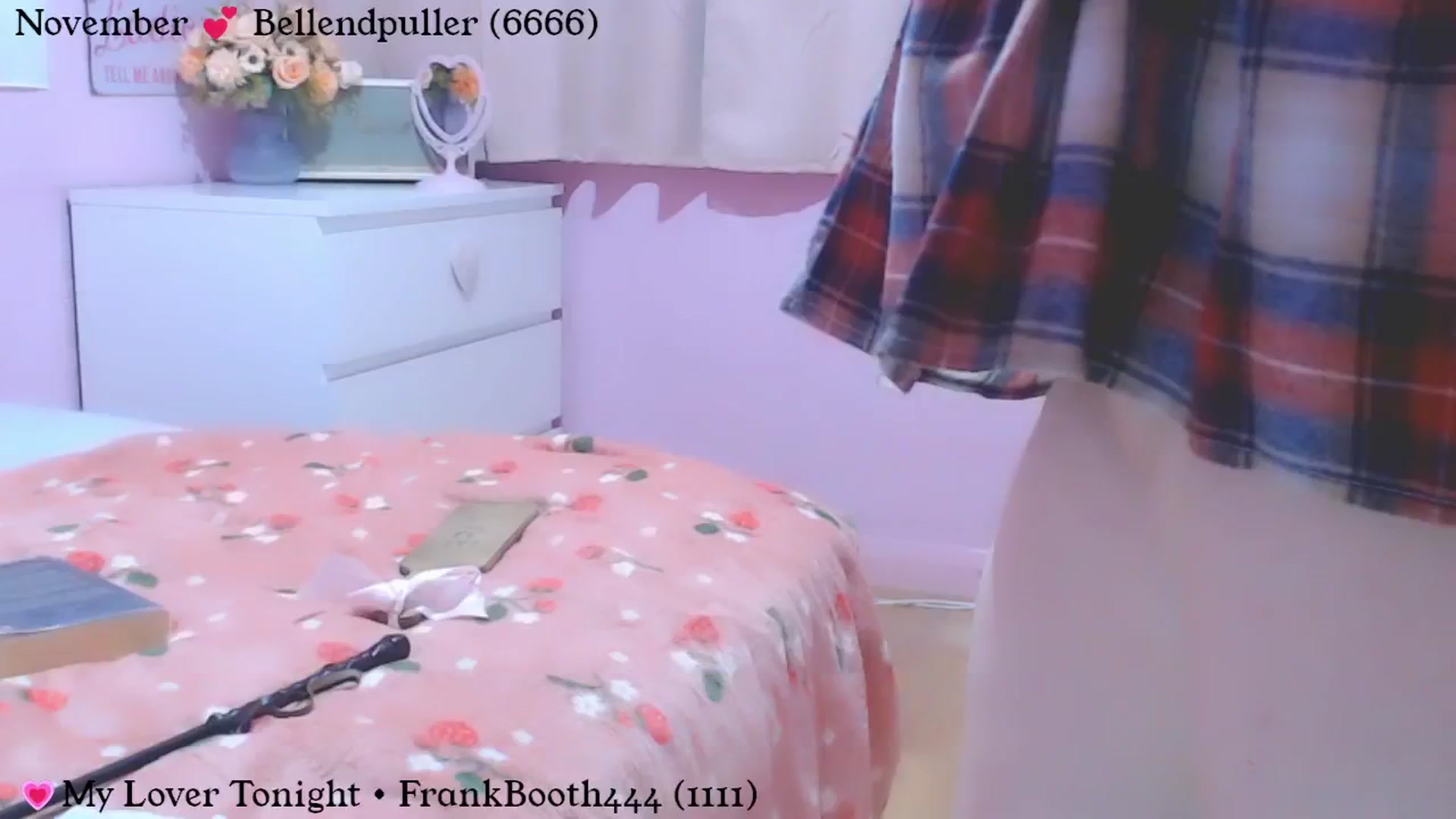 Gallery image thumbnail from WindUpDoll's myfreecams stream on, 11/27/2024, 24:03 image 16 of 20