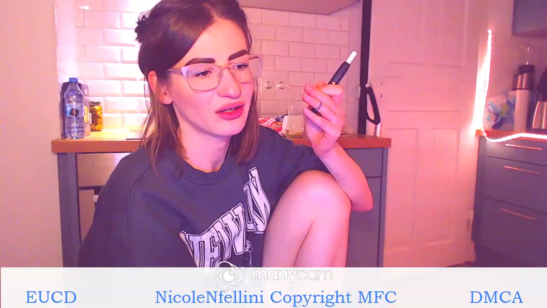 Gallery image thumbnail from Wine_in_jimmy's myfreecams stream on, 11/17/2022, 02:37 image 17 of 20