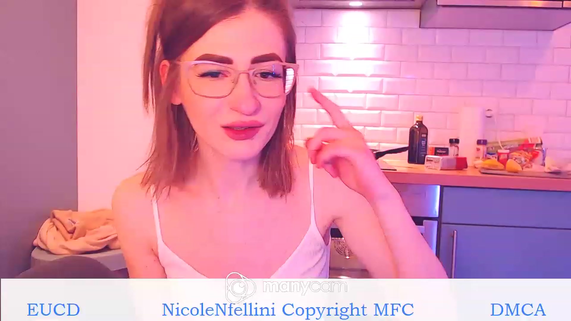 Gallery image thumbnail from Wine_in_jimmy's myfreecams stream on, 11/20/2022, 04:20 image 13 of 20